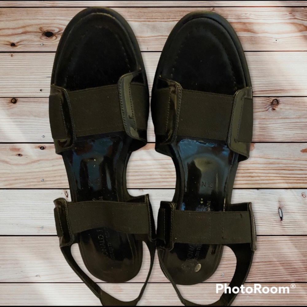 Donald J Pilner Black open toe Sandal size 8.5N - Picture 11 of 11